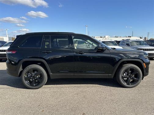 2025 Jeep Grand Cherokee Limited