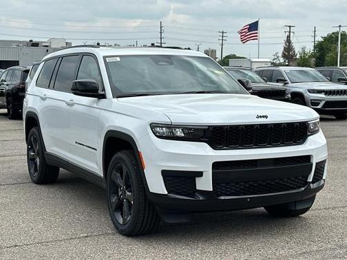 2025 Jeep Grand Cherokee L Laredo