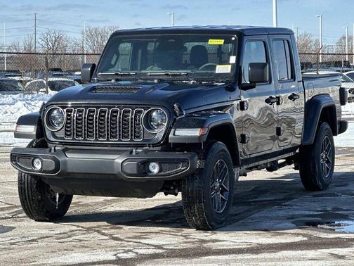 2026 Jeep Gladiator Sport