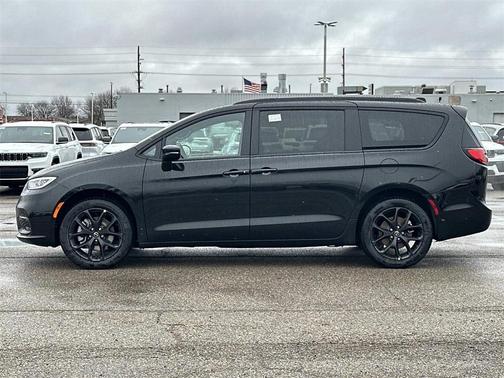 2026 Chrysler Pacifica Limited