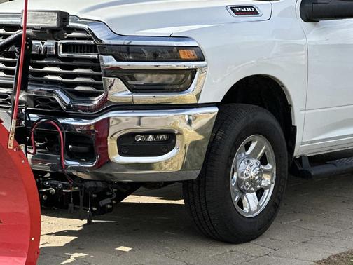 Bright White Clearcoat 2026 RAM 3500 Tradesman