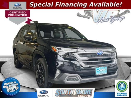 Crystal Black Silica 2025 Subaru Forester Limited
