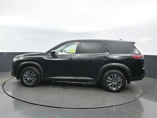 2024 Nissan Pathfinder S