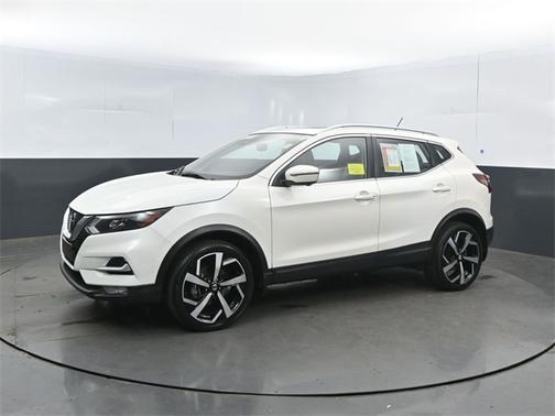 2022 Nissan Rogue Sport SL