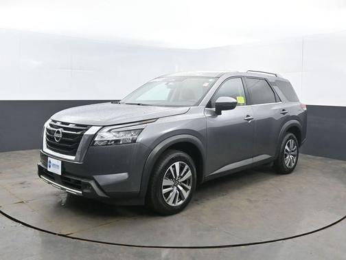 Gun Metallic 2023 Nissan Pathfinder SL