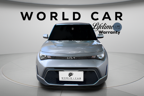 2024 Kia Soul LX w/ Tech Pkg, Lane Assist, Collision