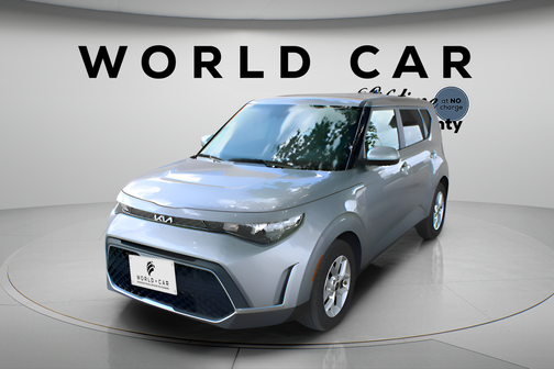 2024 Kia Soul LX w/ Tech Pkg, Lane Assist, Collision