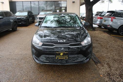 2023 Kia Rio LX w/ Heated Mirrors, Bluetooth,