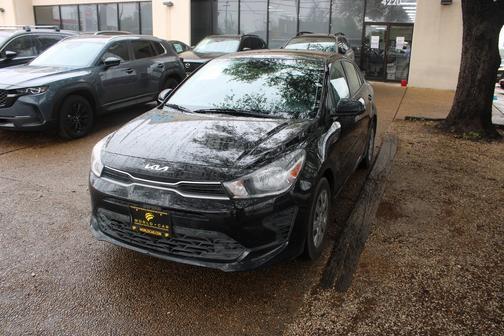 2023 Kia Rio LX w/ Heated Mirrors, Bluetooth,