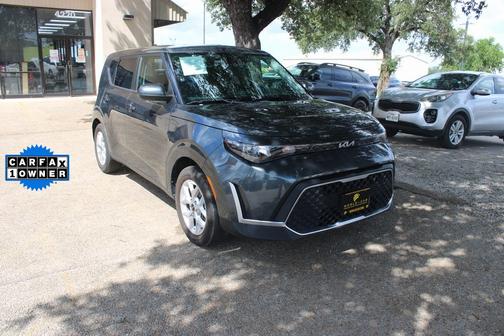 2024 Kia Soul LX w/ Tech Pkg, Lane Assist, Collision