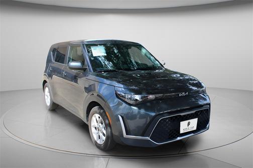 2024 Kia Soul LX w/ Tech Pkg, Lane Assist, Collision