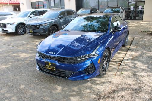2024 Kia K5 GT w/ GT1 Pkg, SynTex, Navigation,