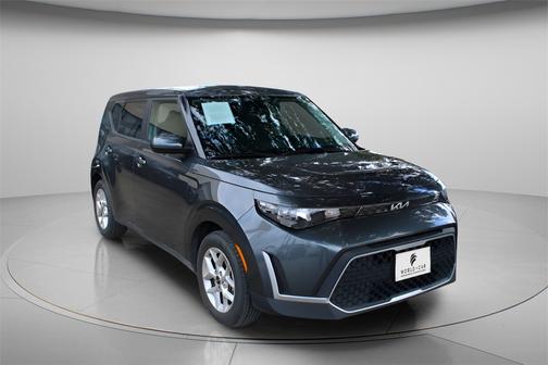 2023 Kia Soul LX w/ Tech Pkg, Keyless Entry,