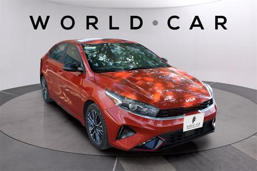 2023 Kia Forte GT-Line w/ Premium Pkg, Navigaiton,