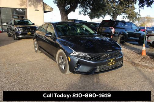2023 Kia K5 LXS w/ Remote Start, Rear Camera,