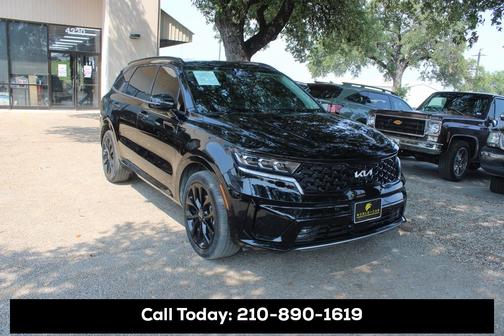 2022 Kia Sorento SX w/ SynTex, 3rd Row, Rear Captains