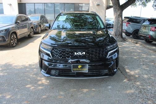 2022 Kia Sorento SX w/ SynTex, 3rd Row, Rear Captains