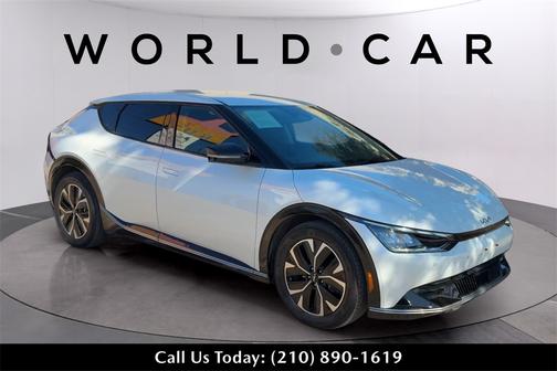 2022 Kia EV6 Wind AWD w/ Leatherette, Smart