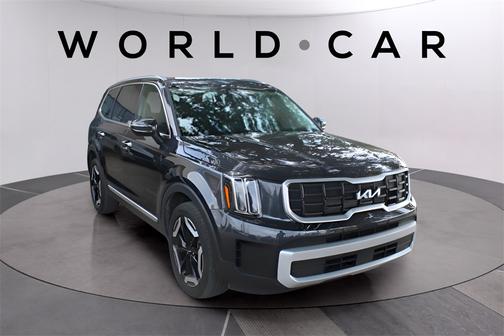 2025 Kia Telluride S w/ SynTex, 3rd Row, Rear Captains
