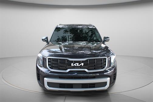 2025 Kia Telluride S w/ SynTex, 3rd Row, Rear Captains