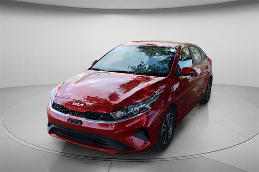 2024 Kia Forte LXS w/ Tech Pkg, Heated Mirrors,