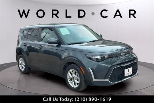 2024 Kia Soul LX w/ Tech Pkg, Lane Assist, Collision