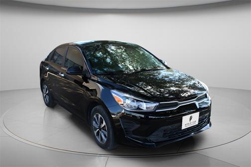 2023 Kia Rio S w/ Tech Pkg, Keyless Entry, Lane