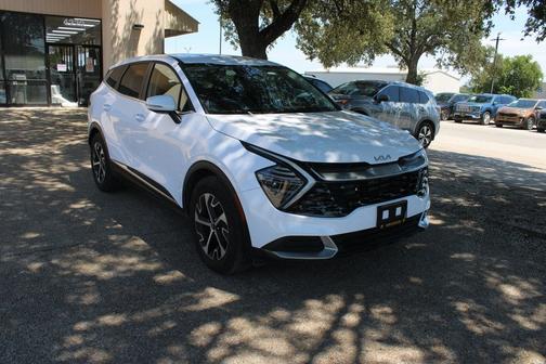 2025 Kia Sportage EX w/ SynTex, Navigation, Remote