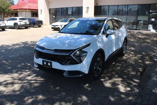 2025 Kia Sportage EX w/ SynTex, Navigation, Remote