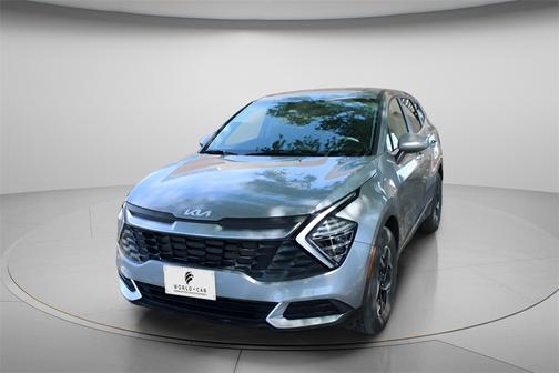 2024 Kia Sportage LX w/ Keyless Entry, Rear Camera,