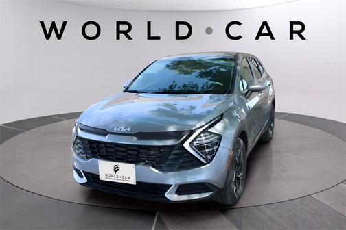 2024 Kia Sportage LX w/ Keyless Entry, Rear Camera,