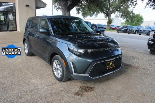 2024 Kia Soul LX w/ Tech Pkg, Rear Camera, Keyless