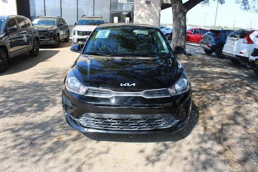 2022 Kia Rio S w/ Keyless Entry, Rear Camera,