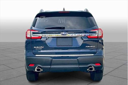 2025 Subaru Ascent Premium 8-Passenger
