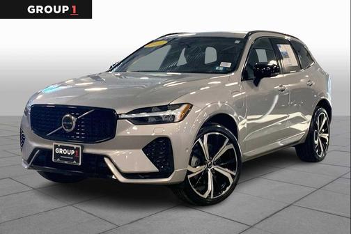 2022 Volvo XC60 Recharge Plug-In Hybrid T8 R-Design