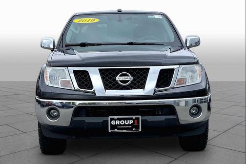 Magnetic Black Pearl 2019 Nissan Frontier SL