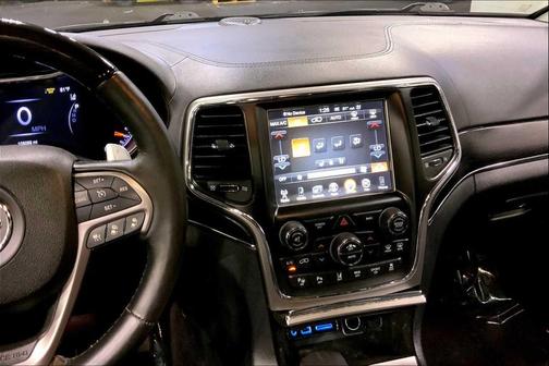 2017 Jeep Grand Cherokee Summit