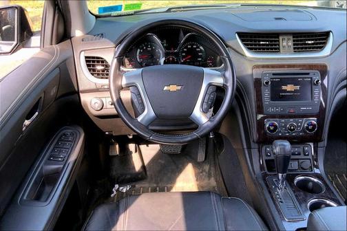 2017 Chevrolet Traverse 2LT