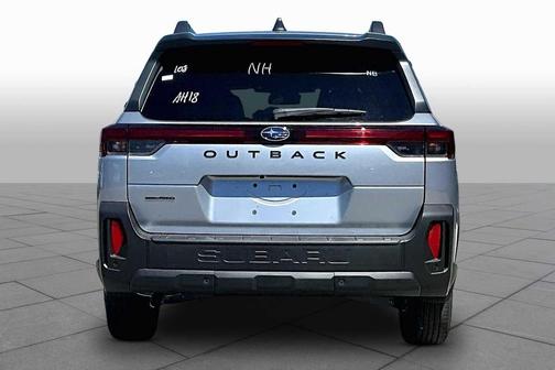 Ice Silver Metallic 2026 Subaru Outback Premium