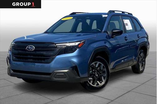 2025 Subaru Forester Base