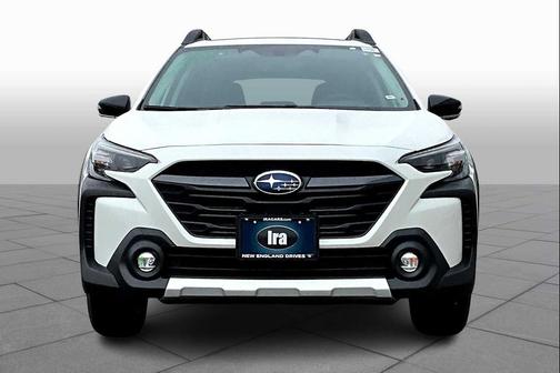 Crystal White Pearl 2025 Subaru Outback Limited