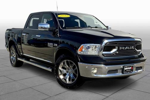 2017 RAM 1500 Limited Crew Cab 4x4 5'7' Box