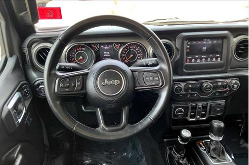 2022 Jeep Gladiator Sport S