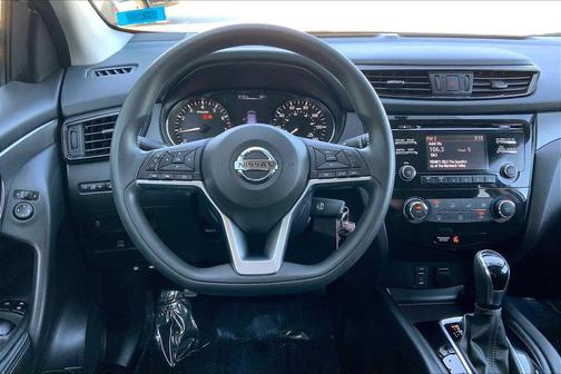 2017 Nissan Rogue Sport S