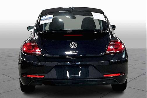 2018 Volkswagen Beetle 2.0T S