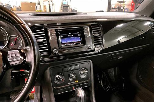 2018 Volkswagen Beetle 2.0T S