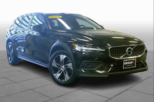 2021 Volvo V60 Cross Country T5
