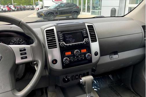 2015 Nissan Frontier SV