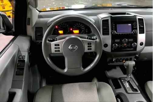 2015 Nissan Frontier SV