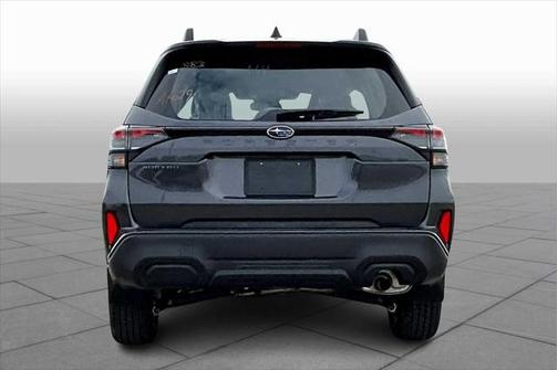 2025 Subaru Forester Base
